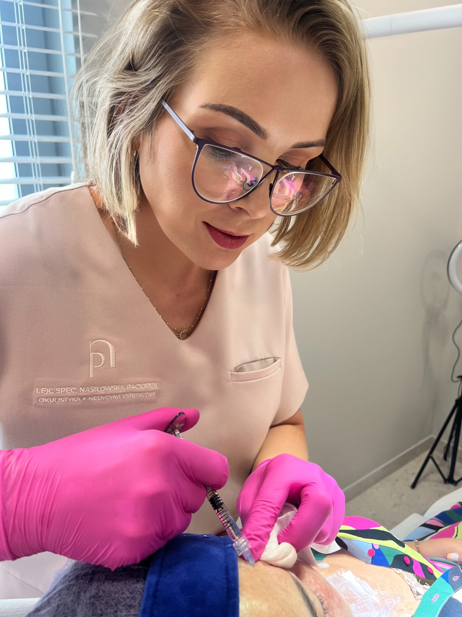 zabieg wykonała dr Agnieszka Nasiłowska-Paciorek. zabieg mezoterapii wykonany w Klinice przy ul. Lizbońskiejn 1/U2